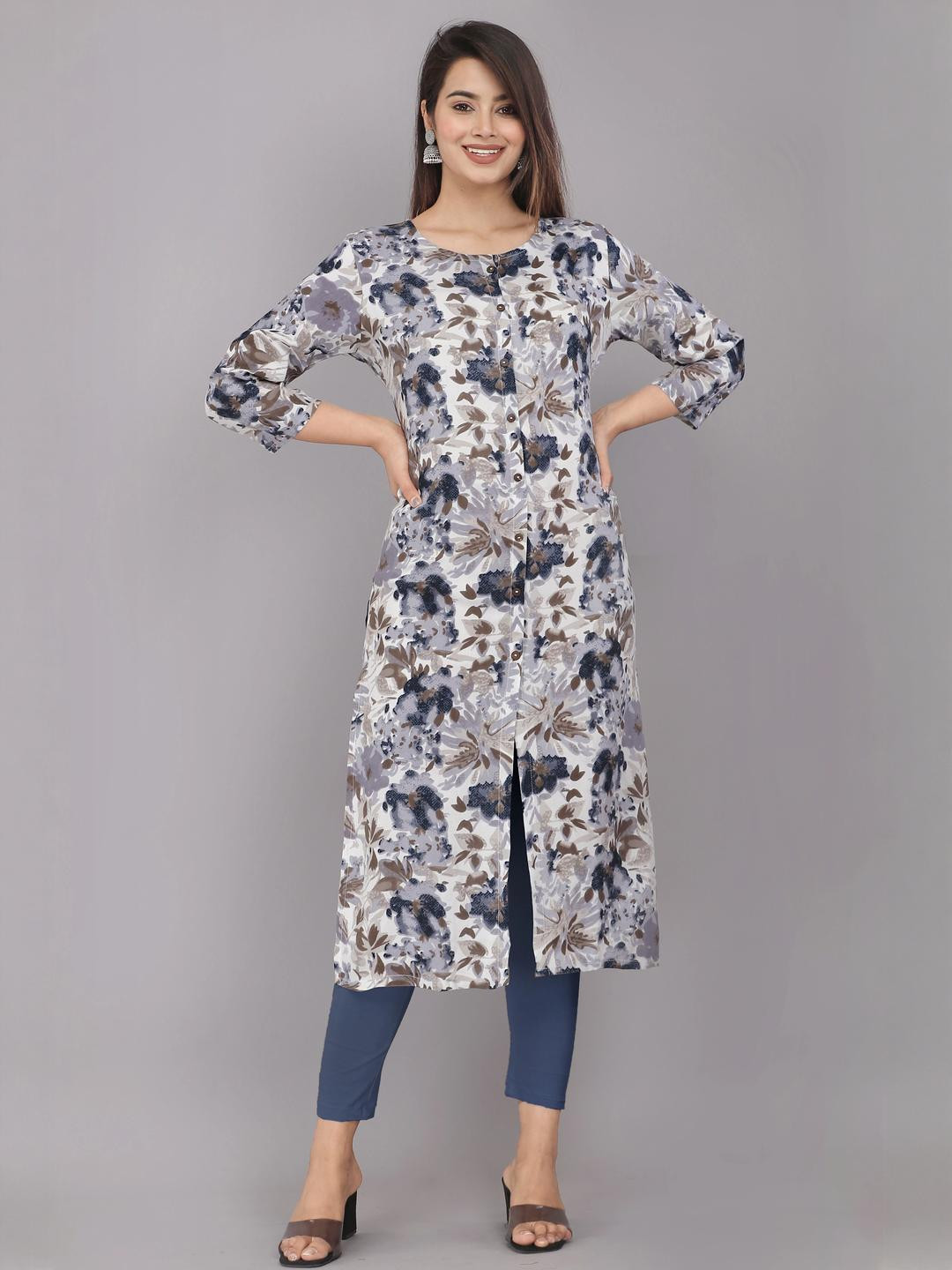 VIPY HANGER Women Blue Kurtas