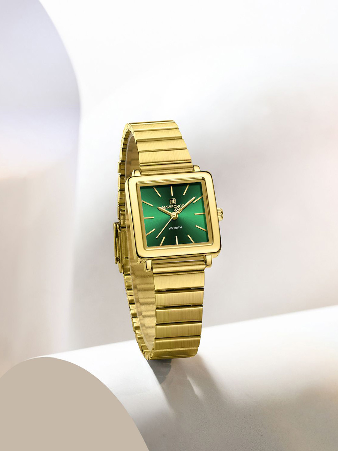 Naviforce Women Solid Square Foldover Regular Analogue Watch - NF5048