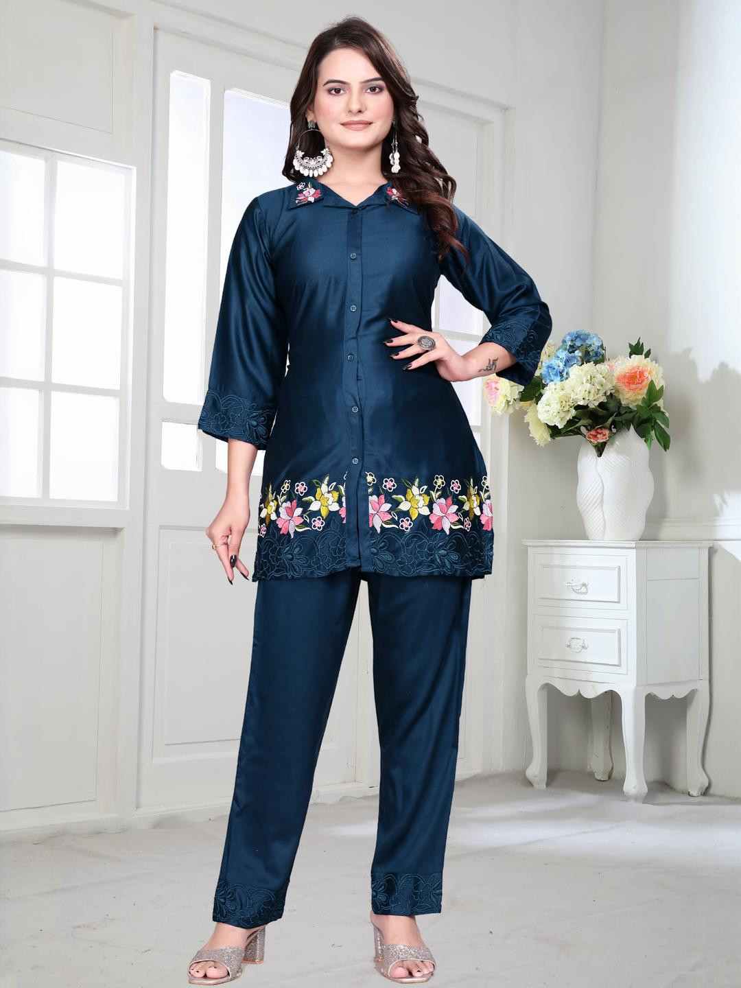 Garbista Women Navy Blue Kurta Sets