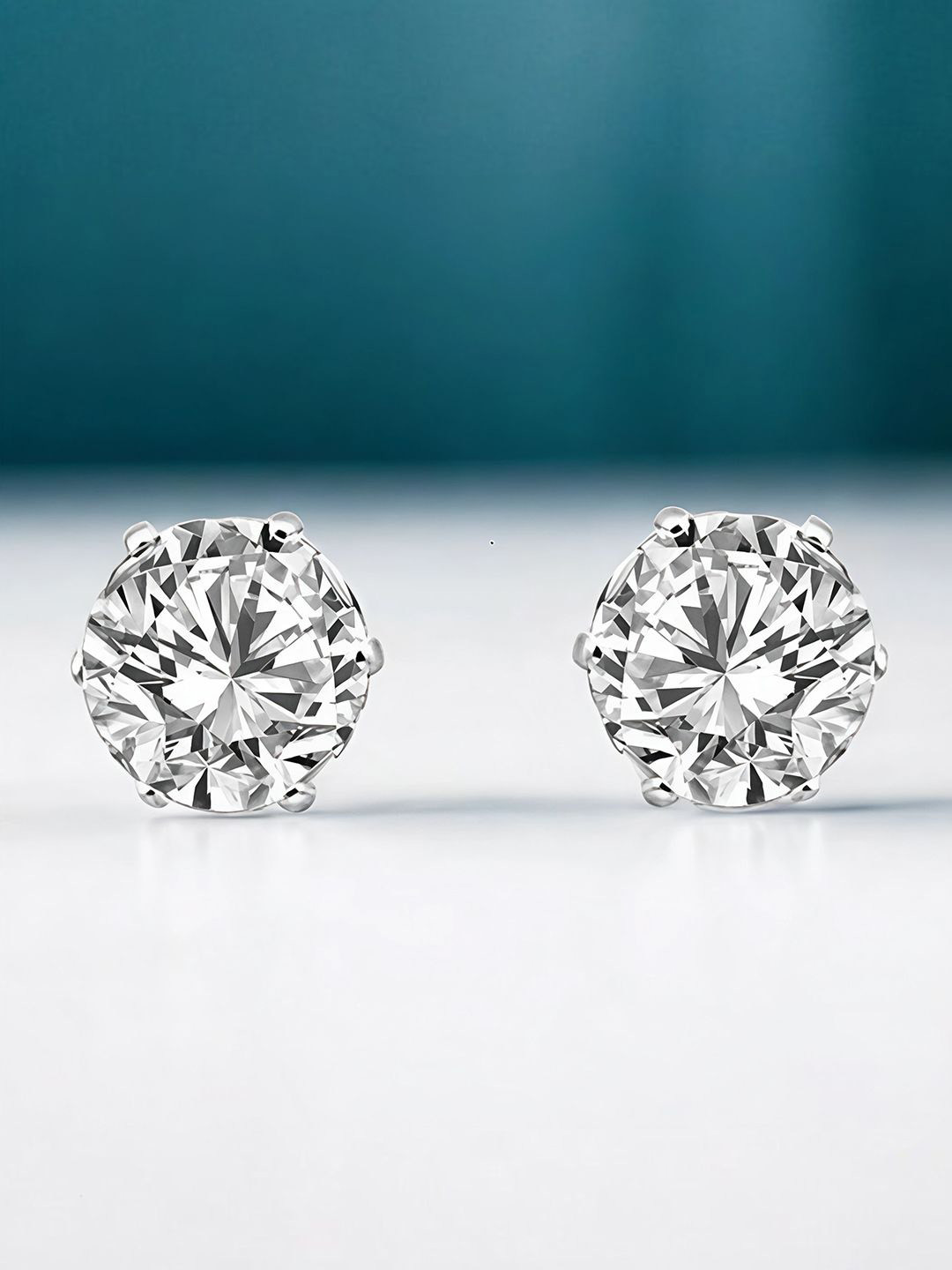 Carlton London Men Solitaire Earrings