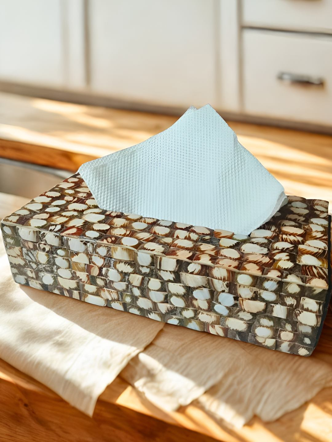 THE HOME CO. Brown & White Wooden Ulta Mother Of Pearsl Tissue Holder