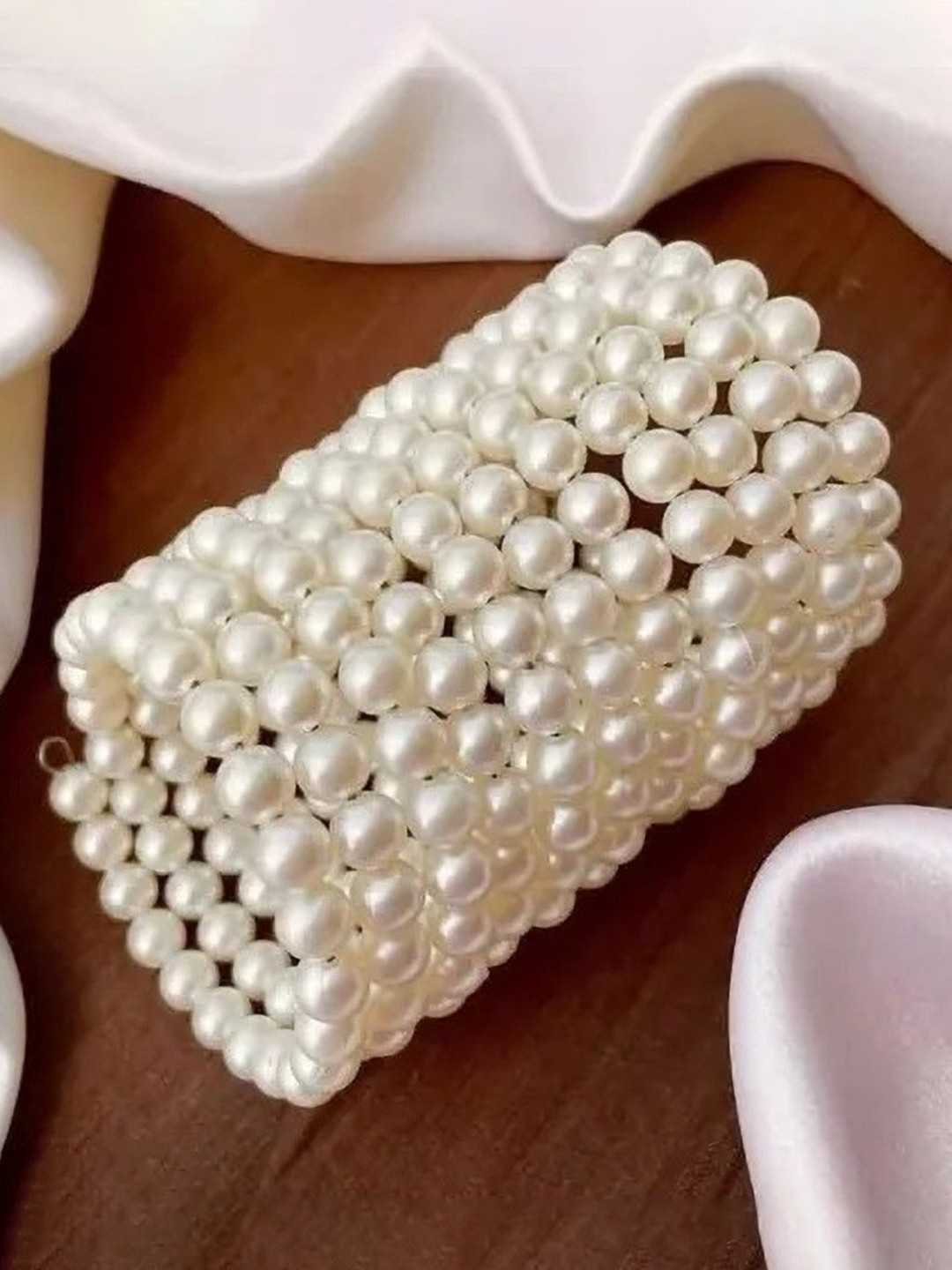 Samridhi DC Women Bangle-Style Bracelet