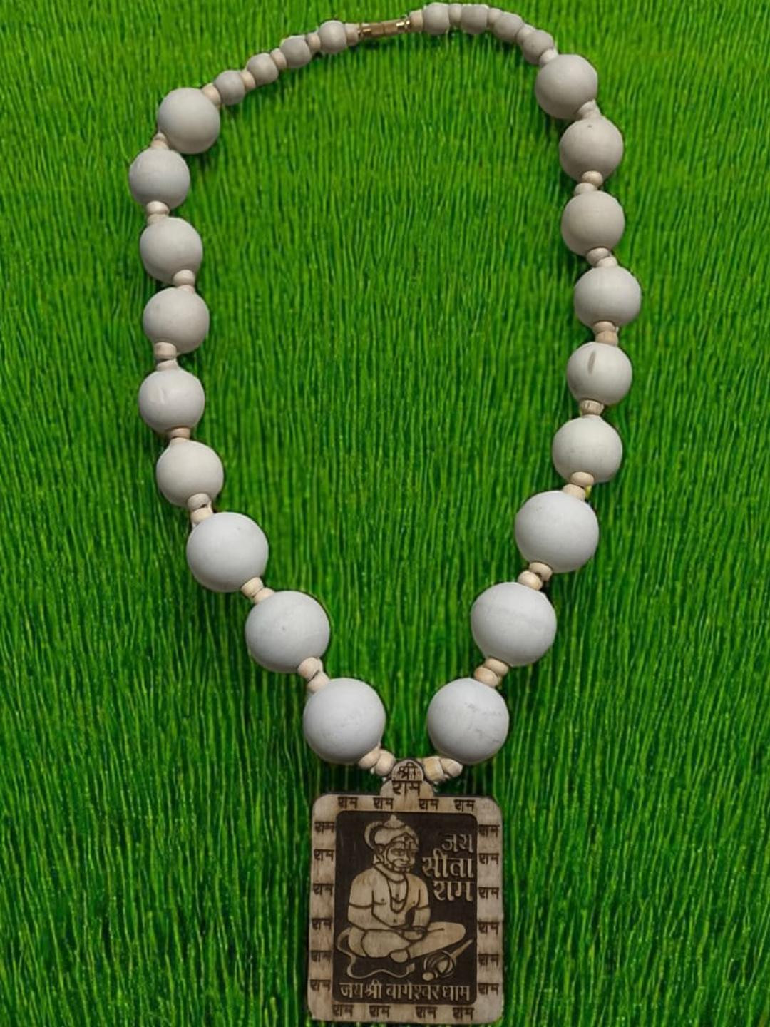 Basukiya Unisex White Necklace and Chains