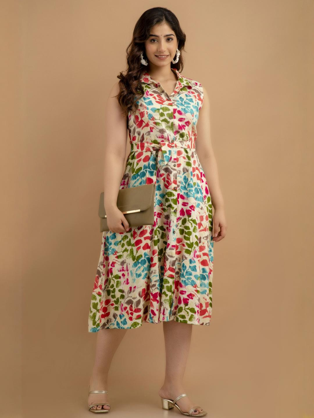 VIPY HANGER Women Floral Print Shirt Collar No Sleeves Casual A-line Kurta