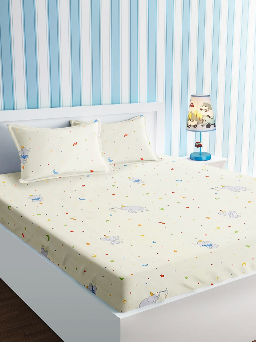 URBAN DREAM Kids White & Blue Graphic Cotton 210 TC Double Queen Bedsheet Set-2.3m x 2.54m
