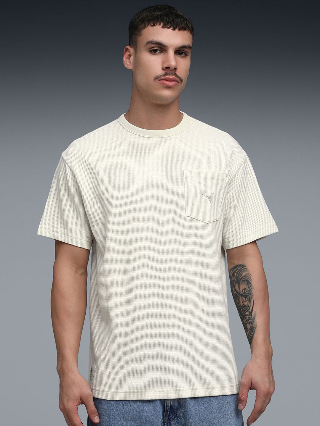 Puma Classic Mens Americana-Inspired T-shirt