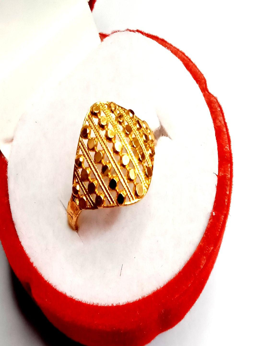 Nawab Collection Women Gold Ring
