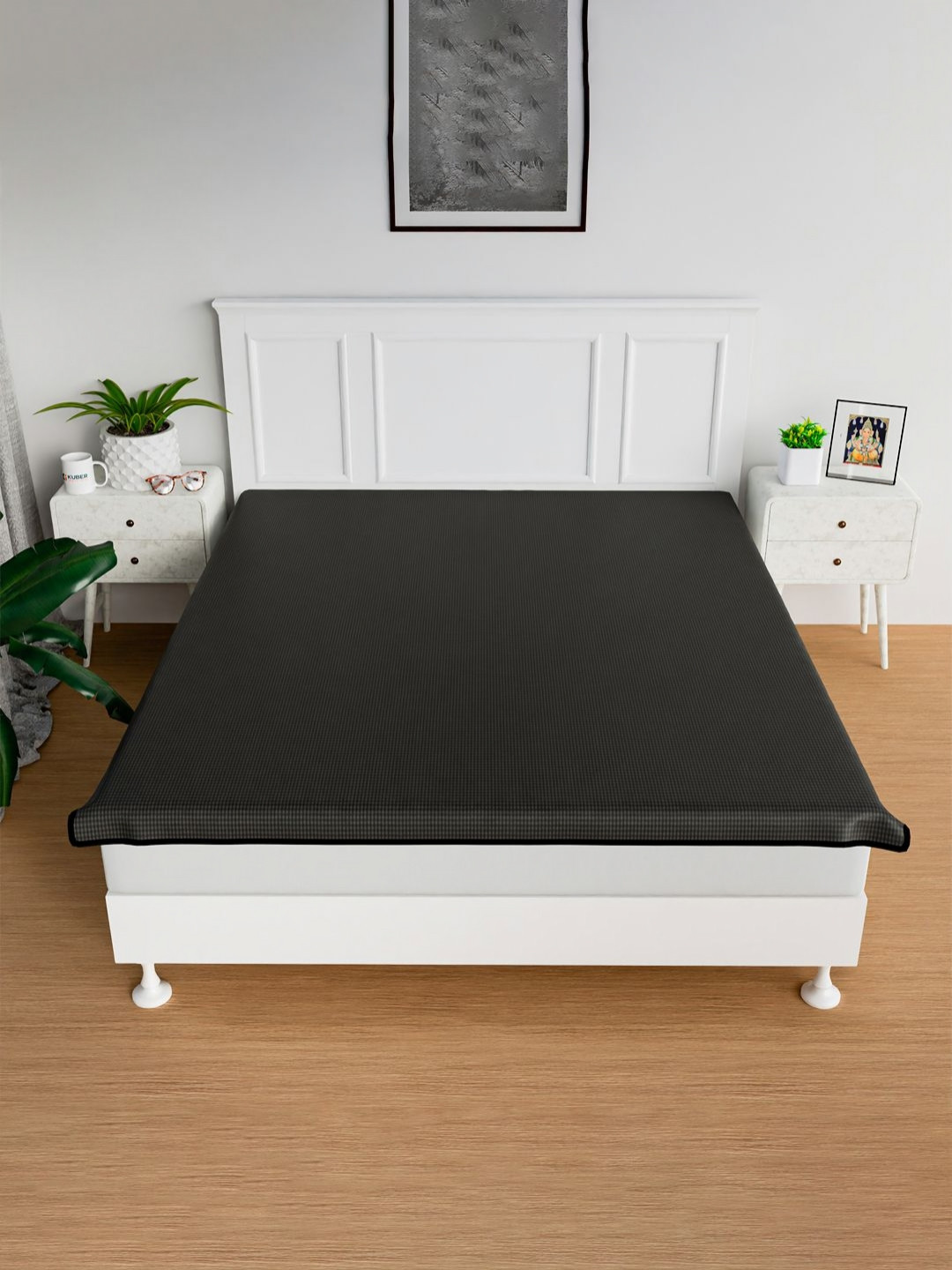 Aura Grey & Black 120 TC King Bedsheet with Pillow Covers