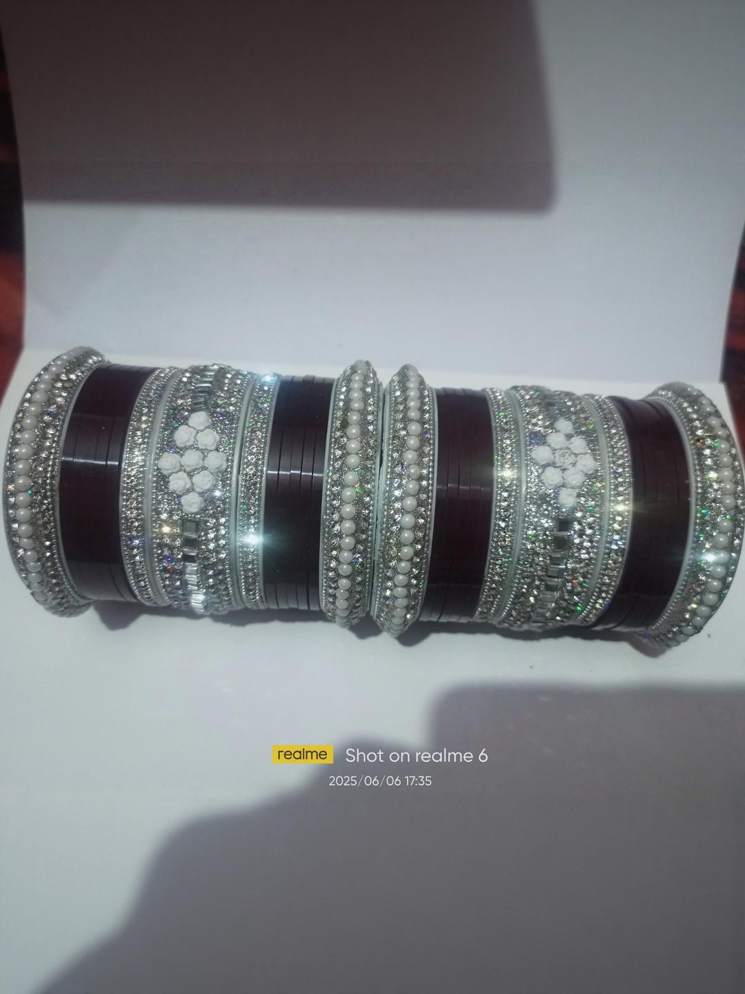 whatowear Women Maroon Bangle