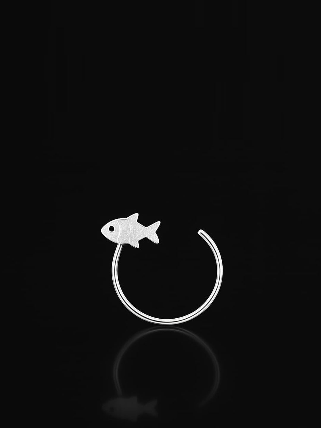 Goldnera 925 Sterling Silver Fish Design Stud Nosepin