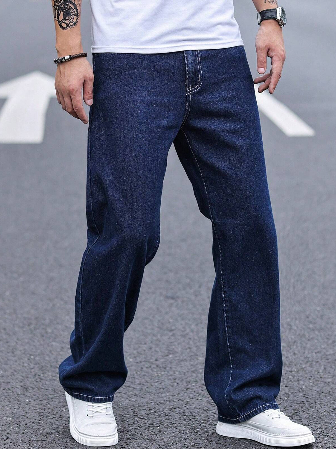 THE BEETEL HOUSE Men Baggy Fit Mid-Rise Slash Knee Stretchable Jeans