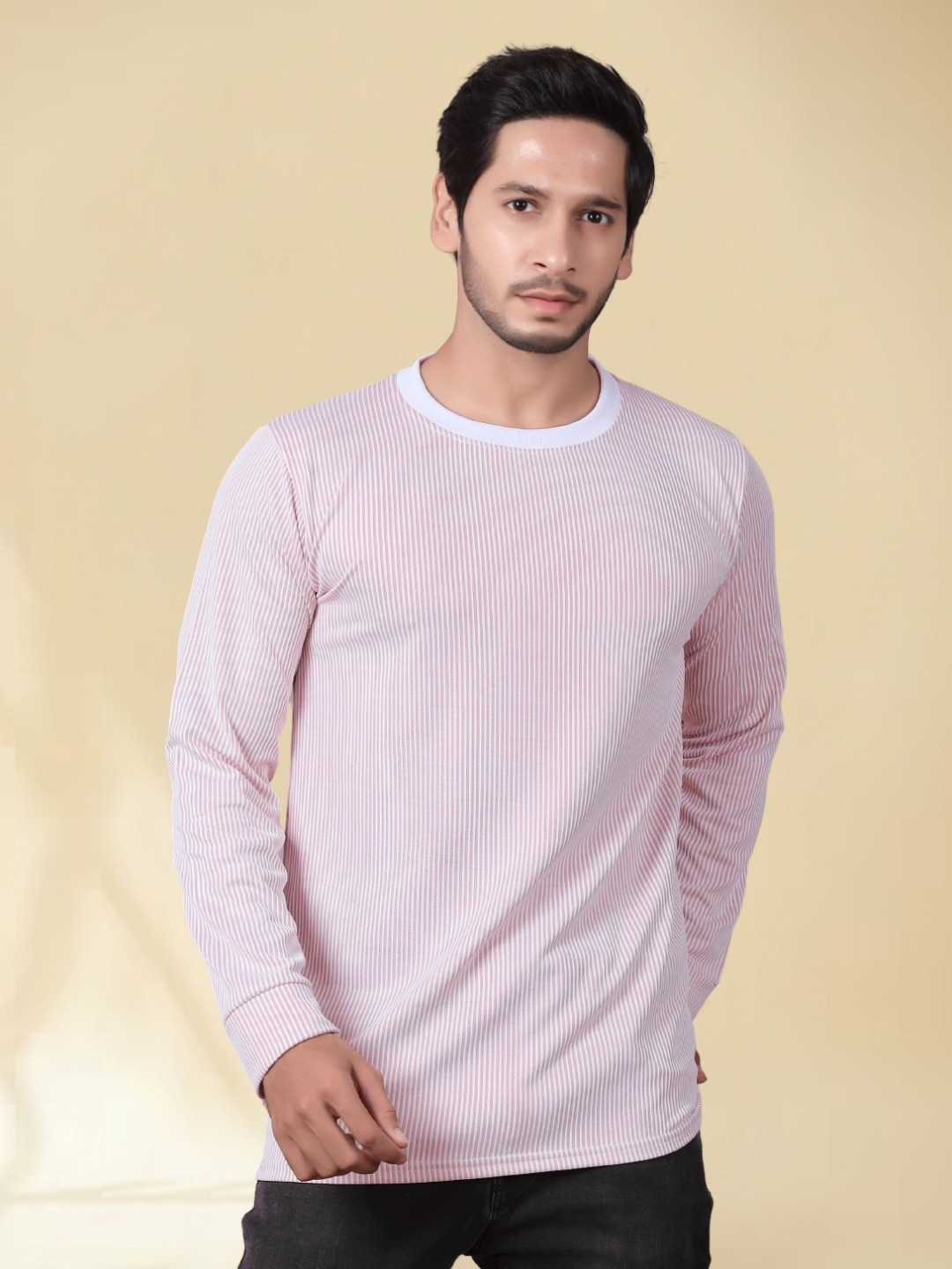 Divra Clothing Men Striped Regular Fit T-shirt