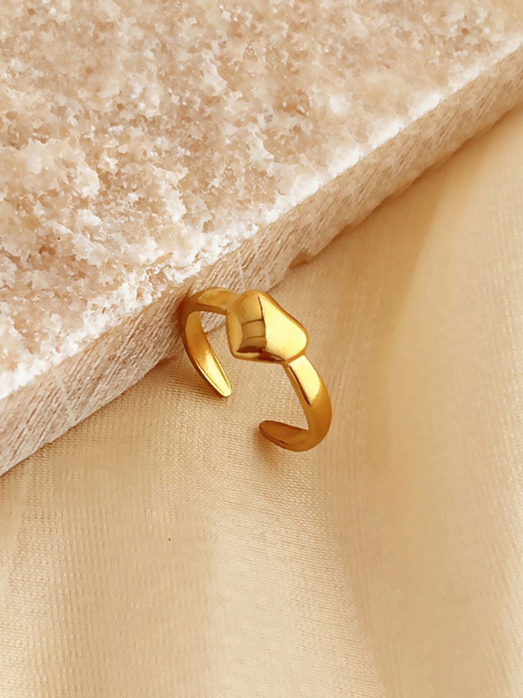Designs & You Gold-Plated Stainless Steel Heart Shaped Adjustable Finger Ring