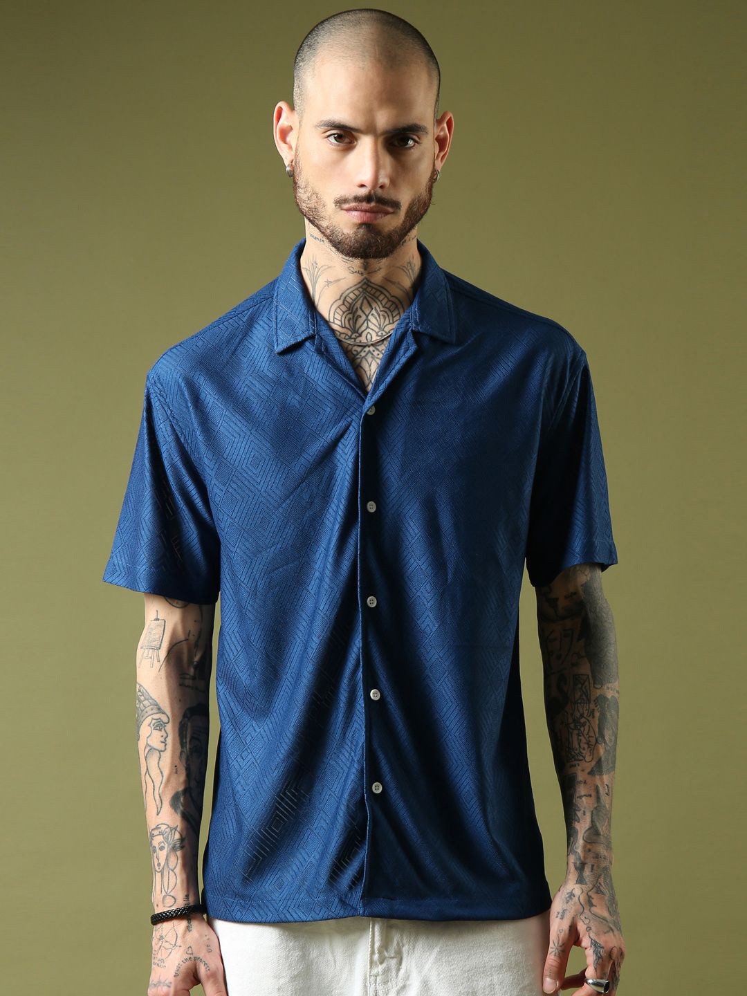 THE BEETEL HOUSE Men Relaxed Cuban Collar Wrinkle Free Regular Fit Casual Shirt