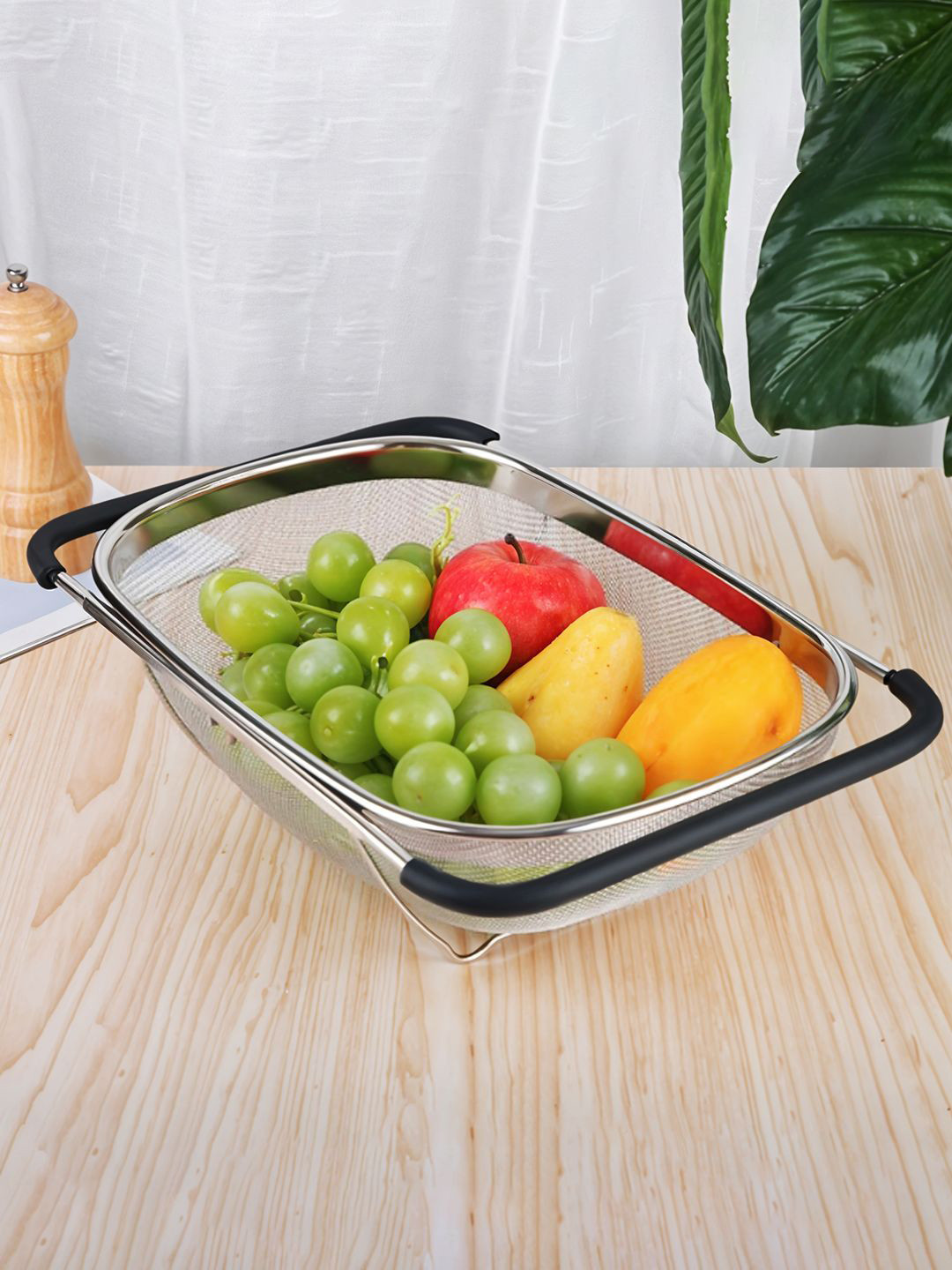 Kuber Industries Silver-Toned Stainless Steel Colander Strainer Sink Basket Grip Handles