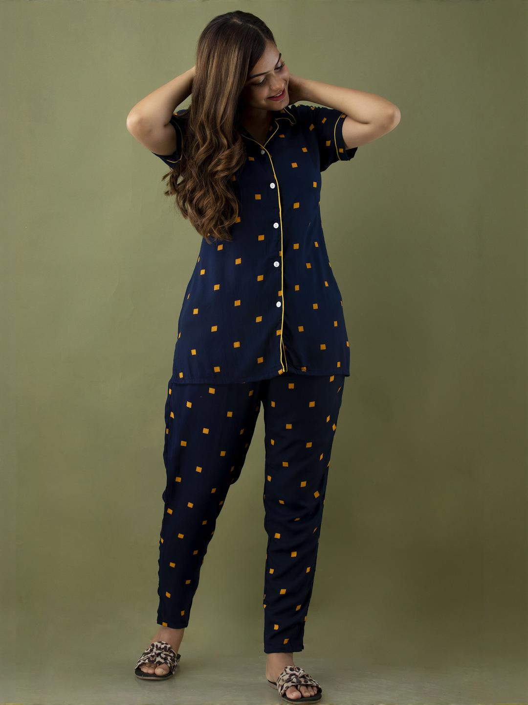 Women  Blue Box Print Night Suit