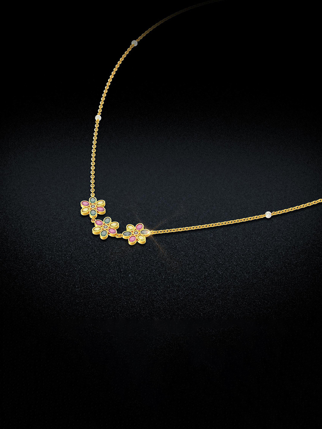 Joyalukkas Women 22 Kt Whimsical Floral Gold Necklace