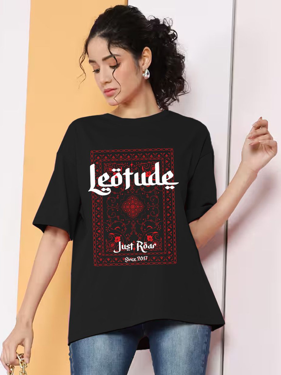 Leotude Women Graphic Printed Oversize T-shirt