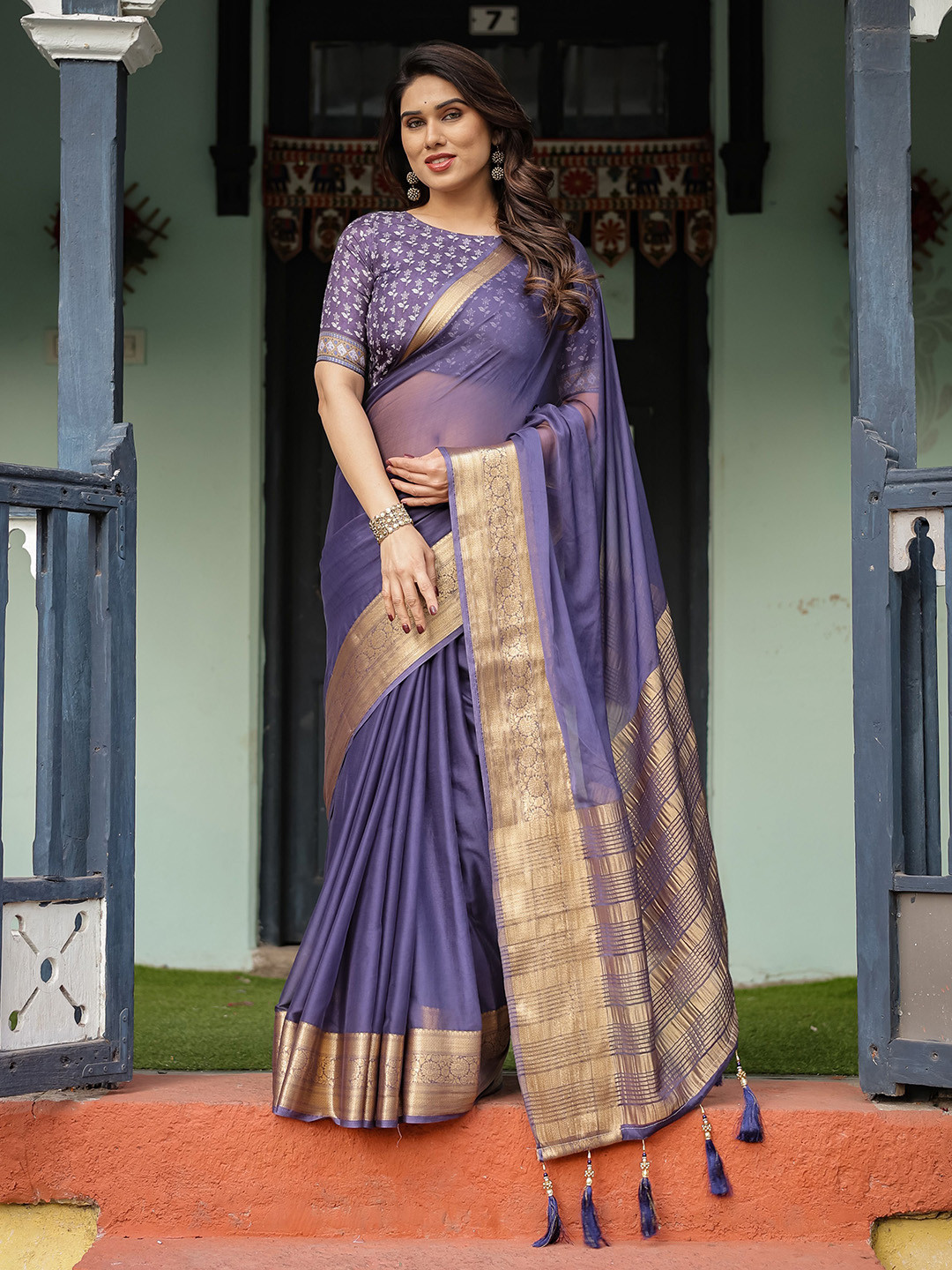bansari textiles Solid Woven Design Zari Border Pure Chiffon Tussar Saree