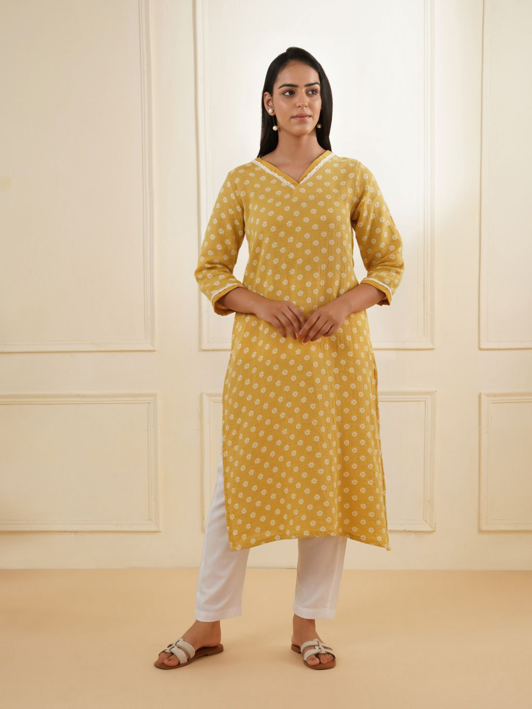 zuri Women Floral Printed  Premium Cotton Gauze Kurta