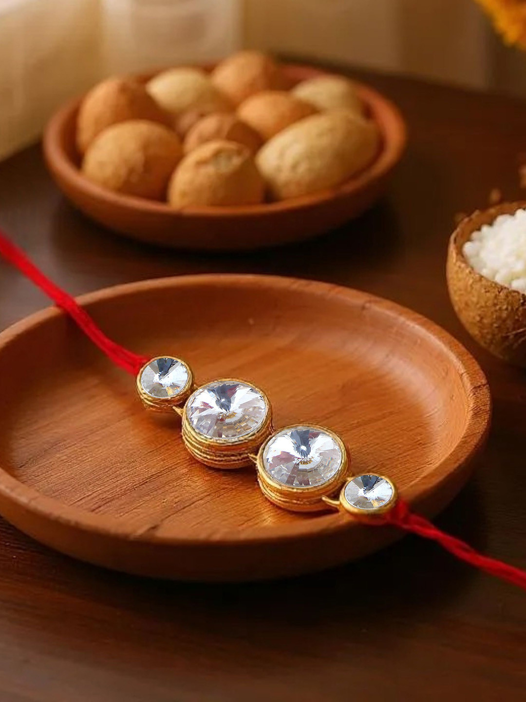 LUCKY JEWELLERY Stone-Studded Rakhi With Greeting Card Gift set