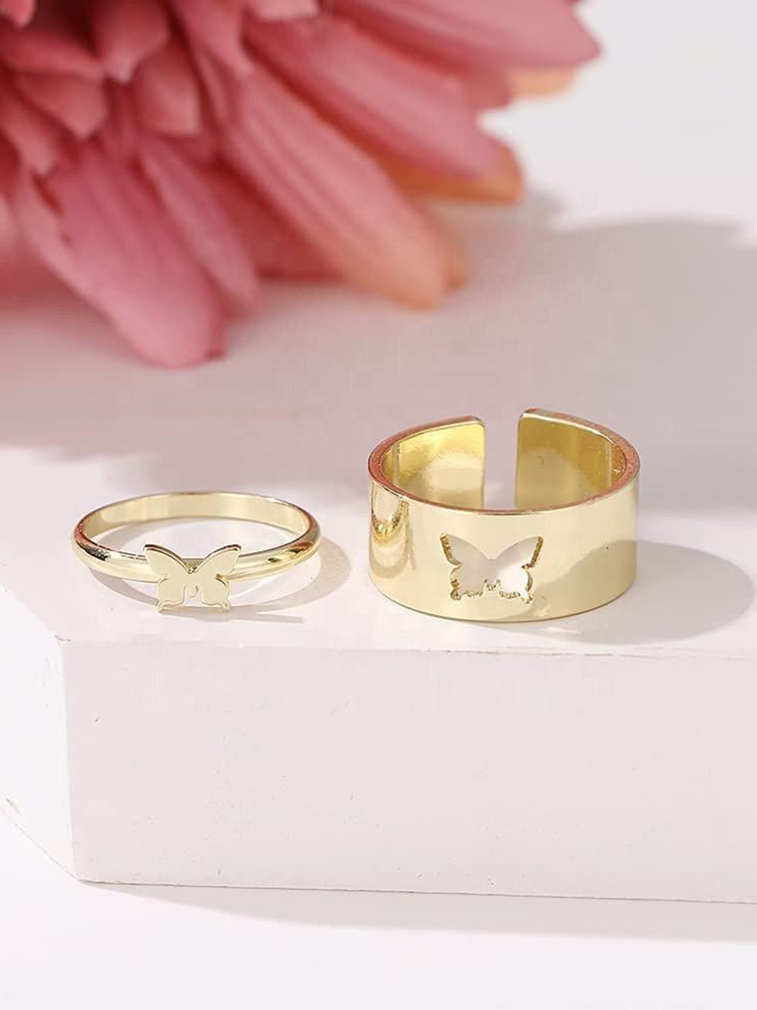 kazare Unisex Set Of 8 Textured Butterfly Shaped Adjustable Finger Rings