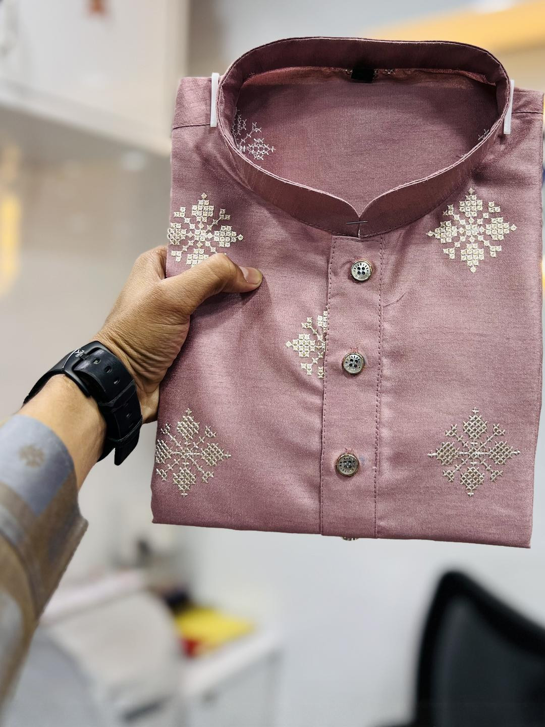 ATOXIC Men Pink Kurtas