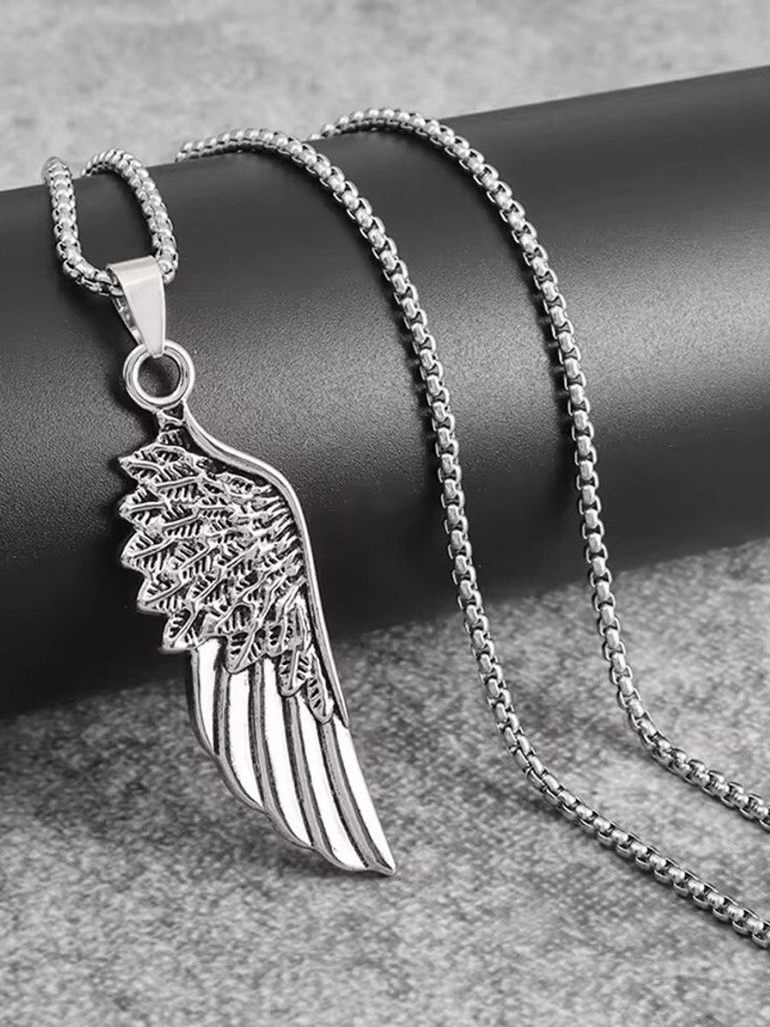 The Roadster Lifestyle Co.Man Rhodium-Plated Contemporary Pendant With Chain