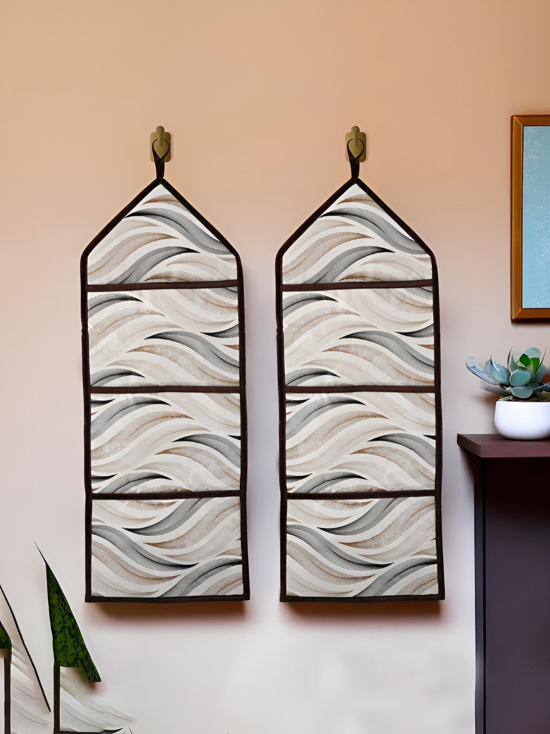 Aura Cream-Coloured 2 Pieces Regular Pocket Wall Hanging Magazine Organisers