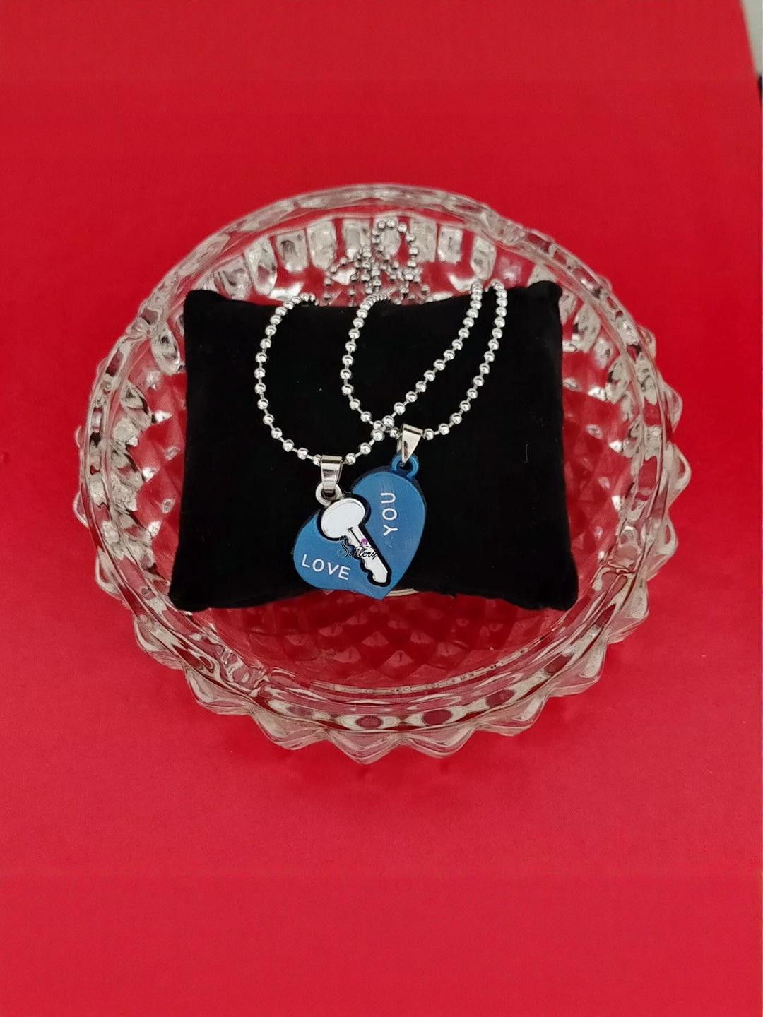 Sullery Unisex Unisex Blue and Silver Love Lock Pendant with Chain