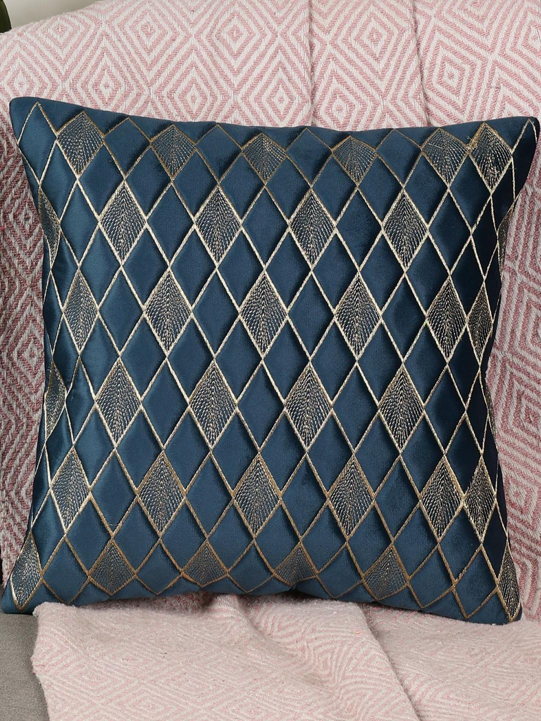 Blue Color Diamond Shaped Embroidered Design, 1 Piece Velvet Cushion Cover