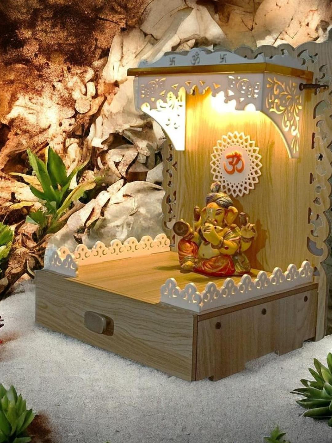 7CR Royal Wooden Temple