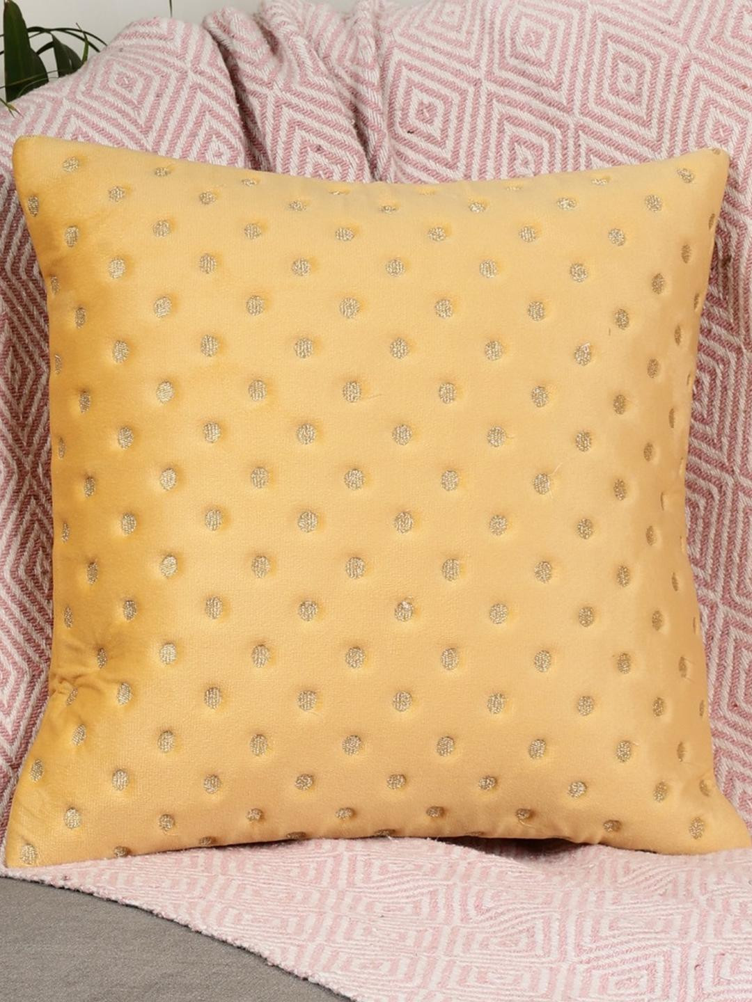 Dot Embroidered Design, 1 Piece Velvet Cushion Cover
