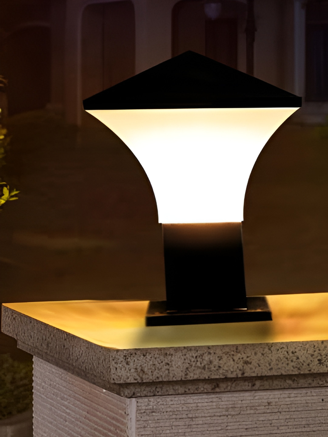 KINIS Black Abstract Shaped Waterproof Gate & Garden Light Outdoor Lamp