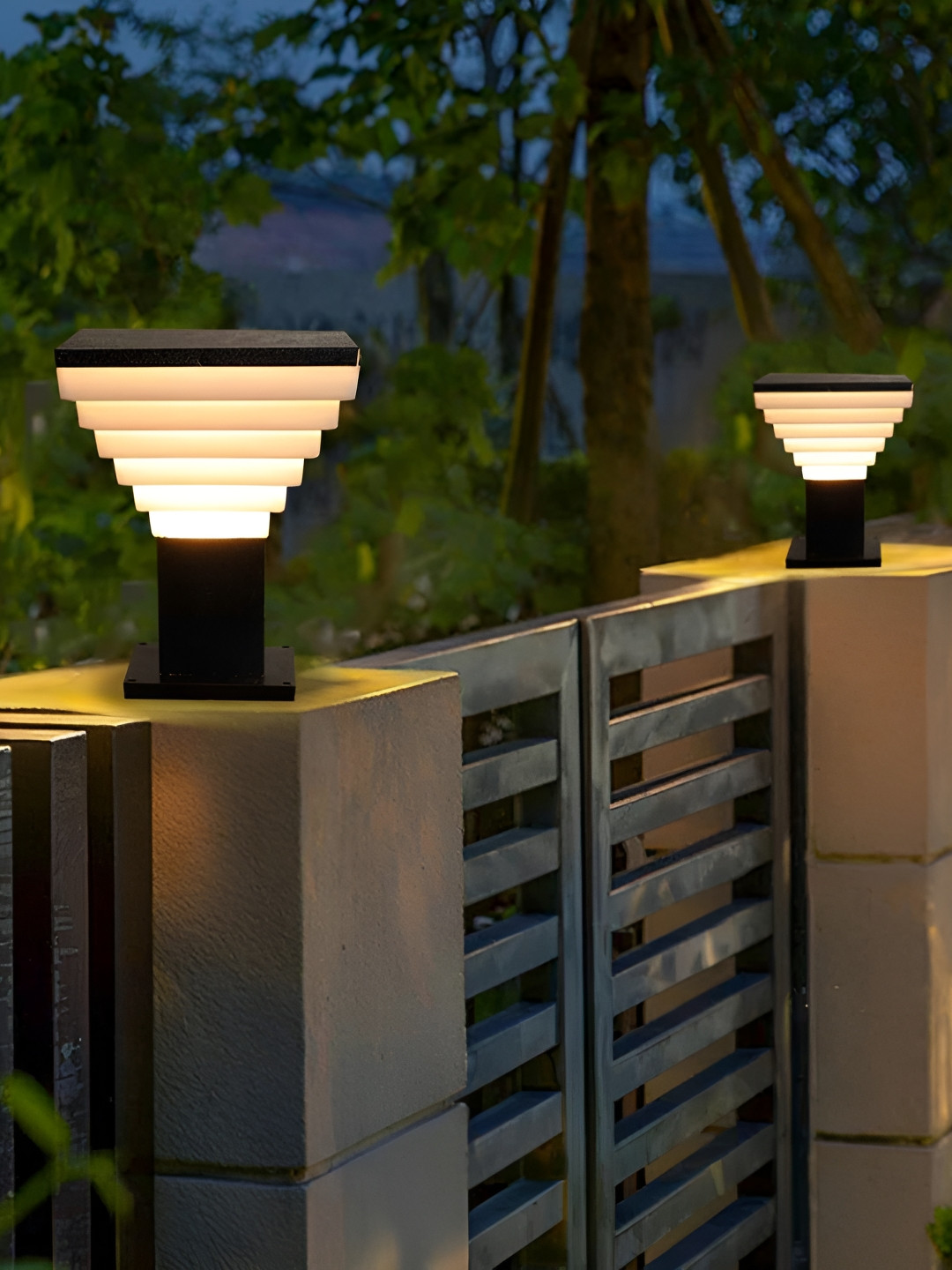 KINIS White & Black Modern Shaped Weatherproof & Rust-Resistant Outdoor Pole Lamp