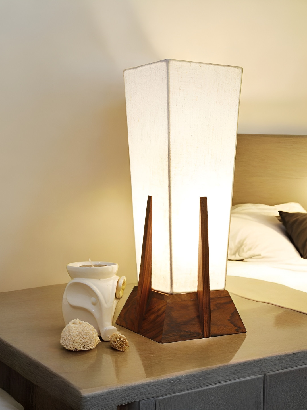 Creation India Craft Brown & White Wooden Square Table Lamp
