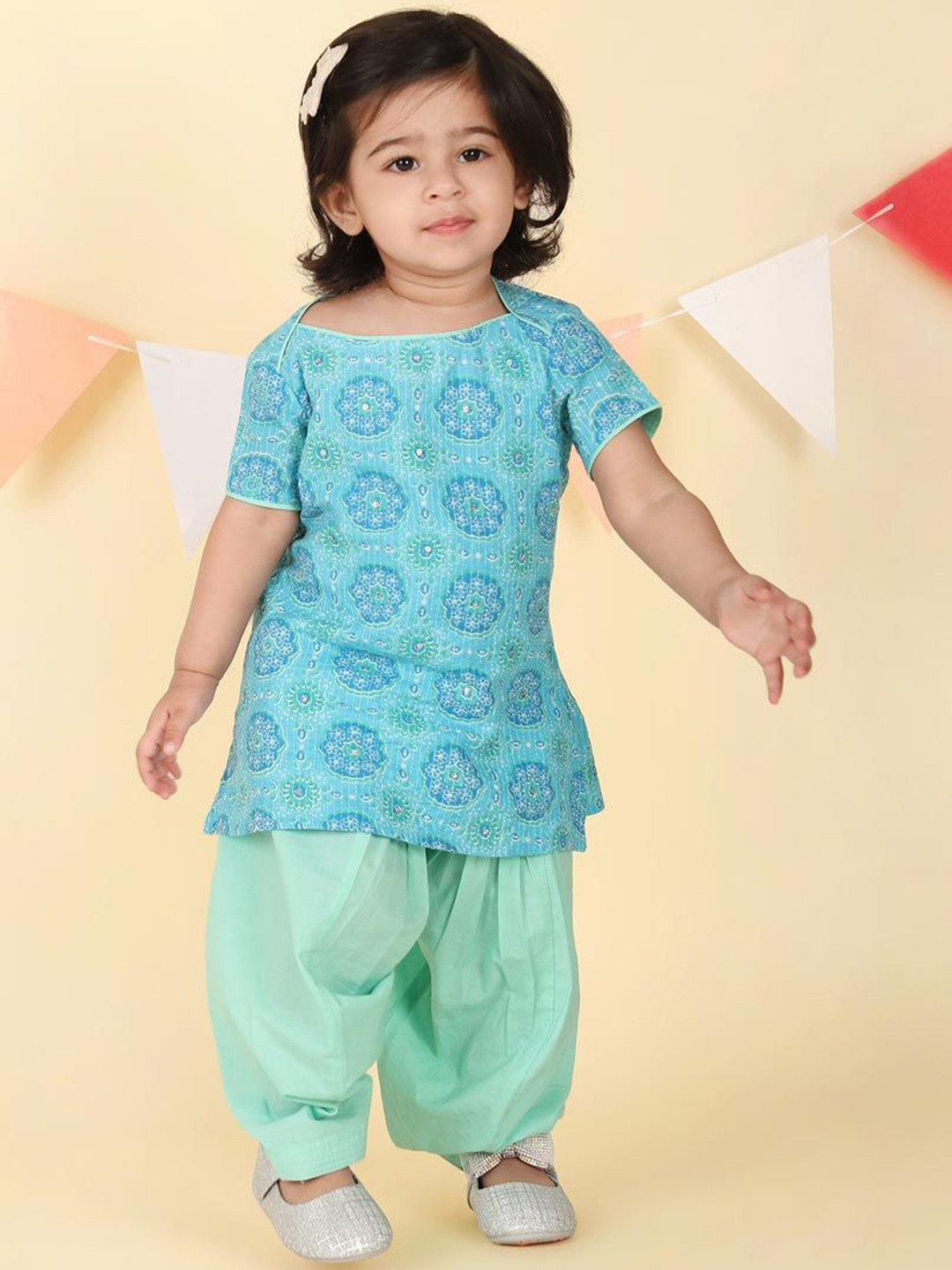 Fabindia Girls Ethnic Motifs Printed Kurta with Salwar