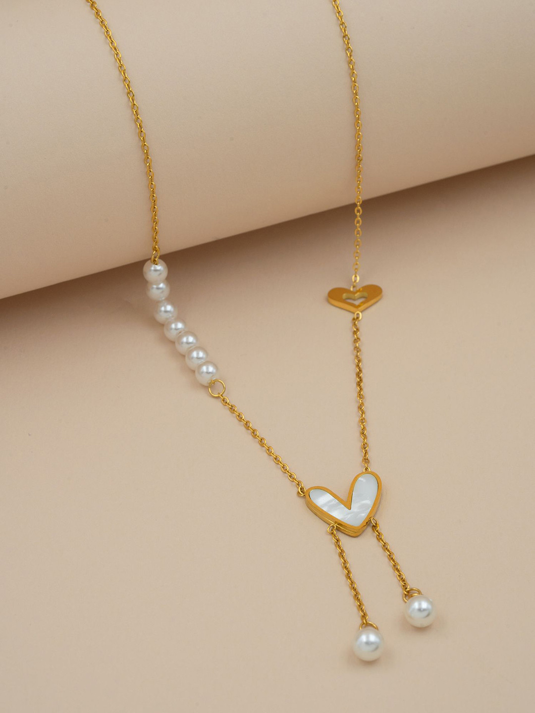 ARTKLIM Gold-Plated Pearls Beaded Heart Design Necklace