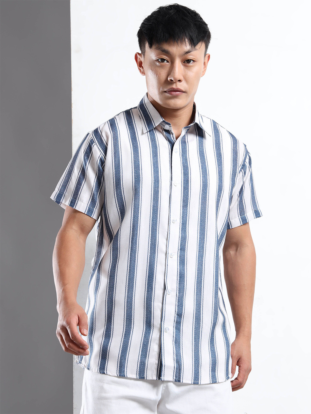 THE BEETEL HOUSE Stripes Spread Collar Standard Shirt