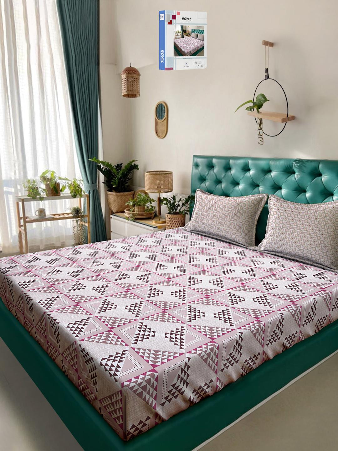 KLOTTHE Pink And White Geometric Printed Cotton 400 TC Double Bedsheet Set 2.50 m x 2.20 m