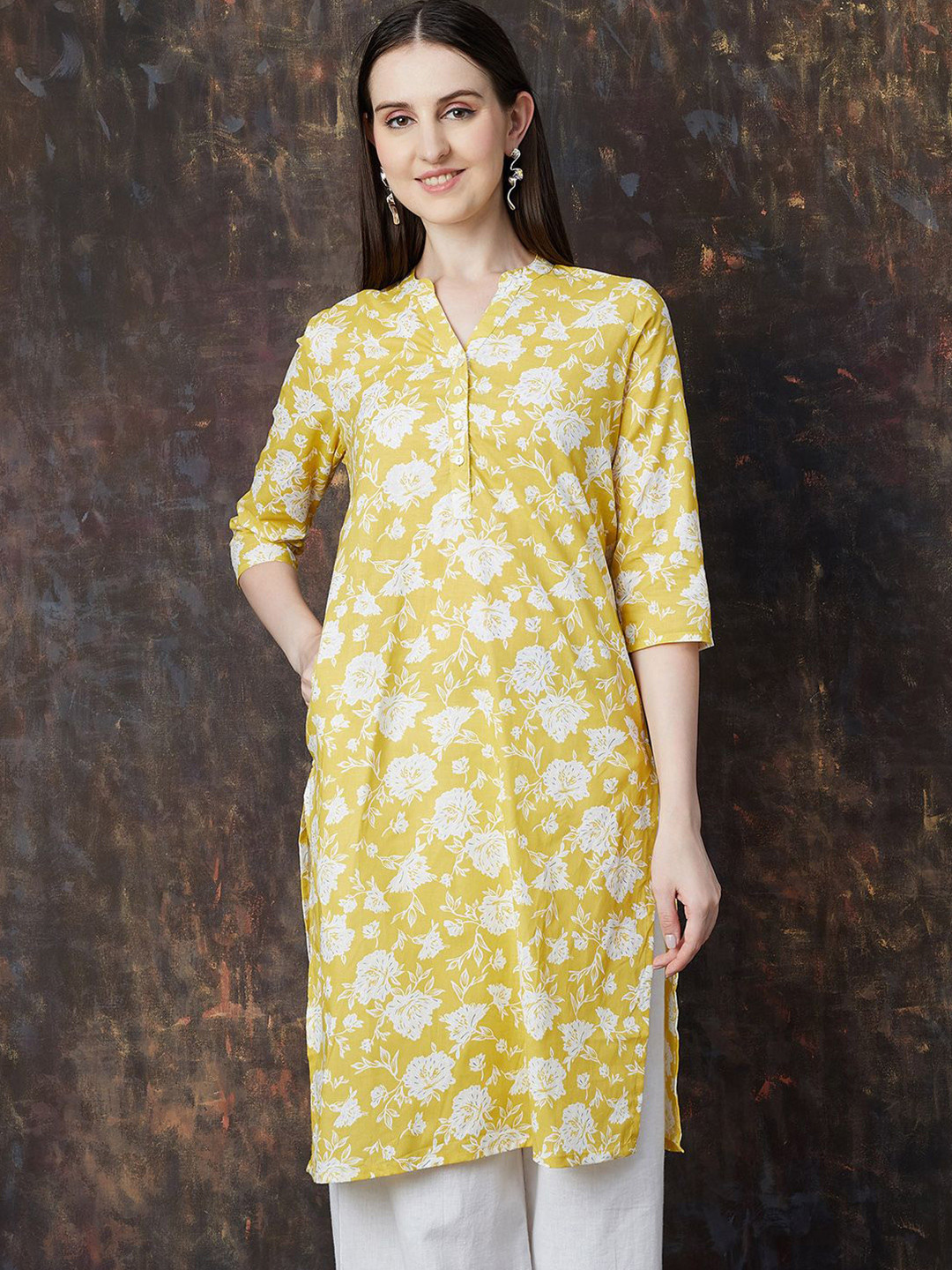 Melange by Lifestyle Women Floral Printed Daily Cotton Straight Kurta