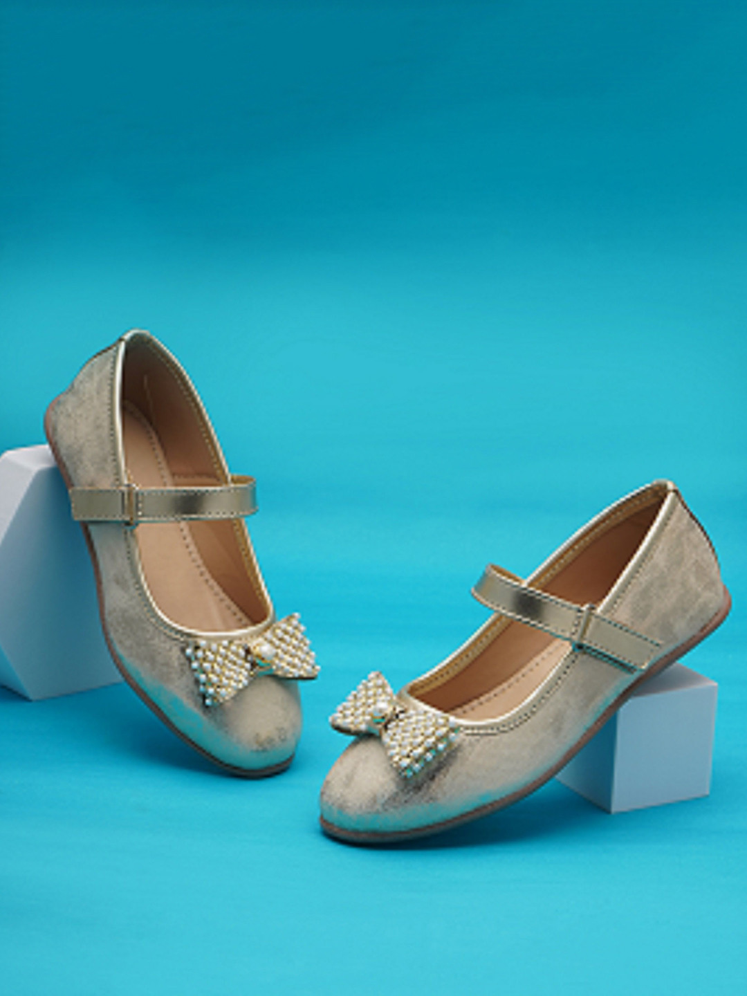 BOYZ N GALZ Girls Embellished Party Ballerina Mary Janes Flats With Bows