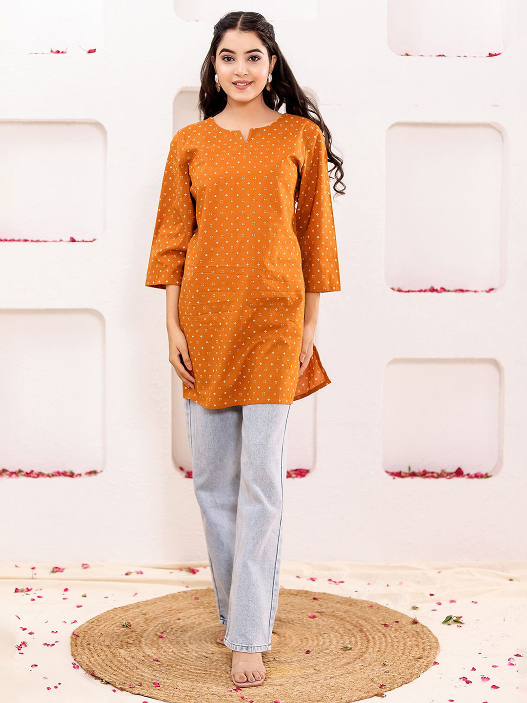 VASVI Geometric Printed Pure Cotton Kurti