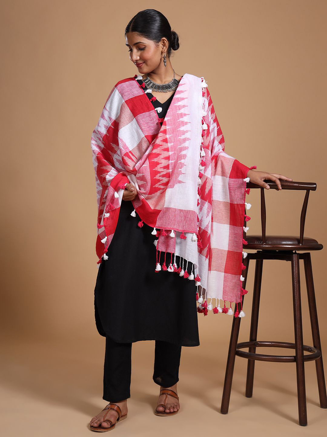 Taavi Women Ikkat Pom Pom Edgings Dupatta