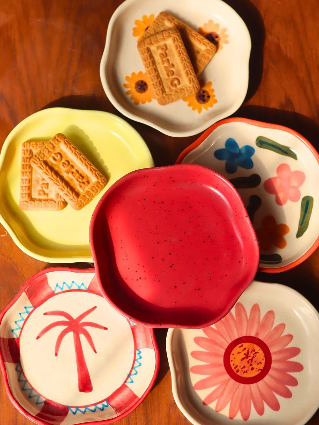 WEAVING HOMES Pastel Petals Yellow & Red 6 Pieces Printed Ceramic Dessert Plates