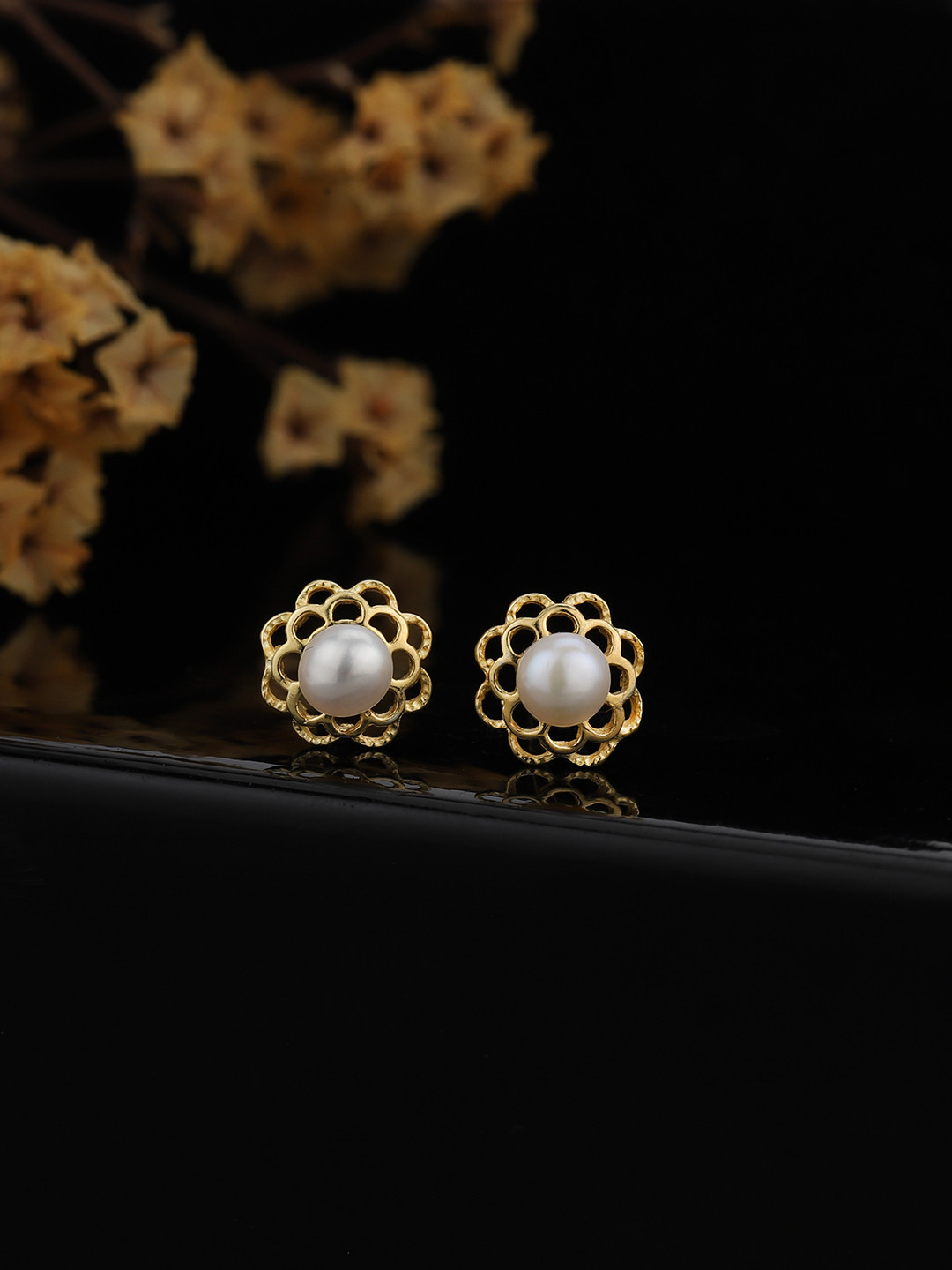Carlton London 925 Sterling Silver 18kt Gold Plated Pearl Floral Petite Stud Earring