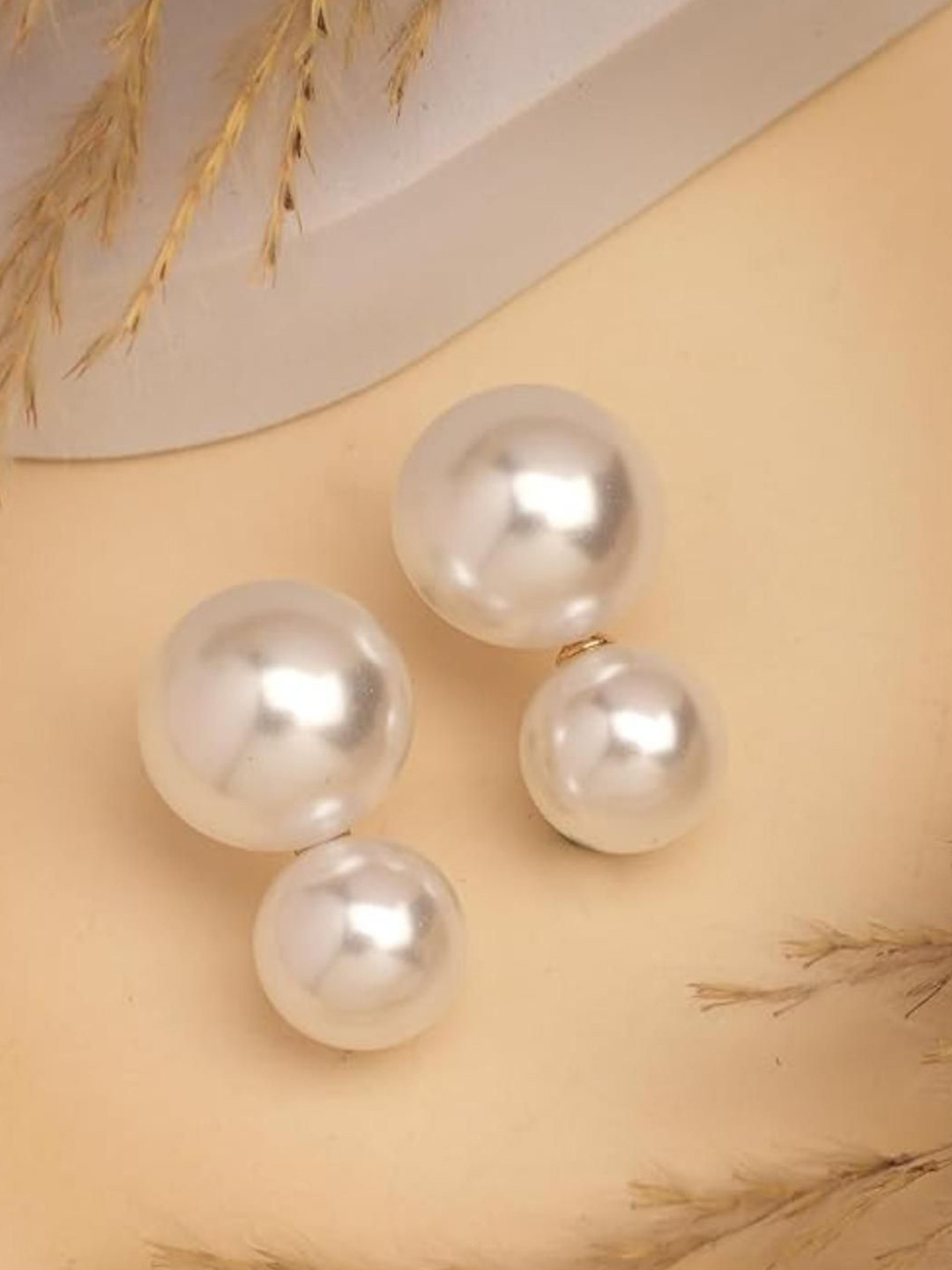 DN ENTERPRISES Gold-Plated Pearls Beaded Spherical Shaped Studs