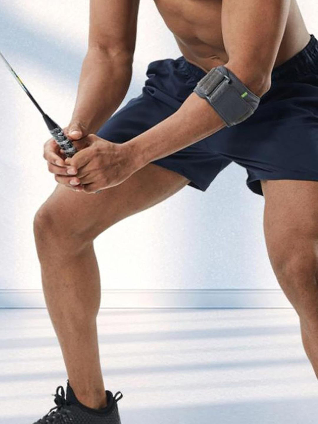 ARROWMAX Tennis Elbow Support Strap with Adjustable Compression