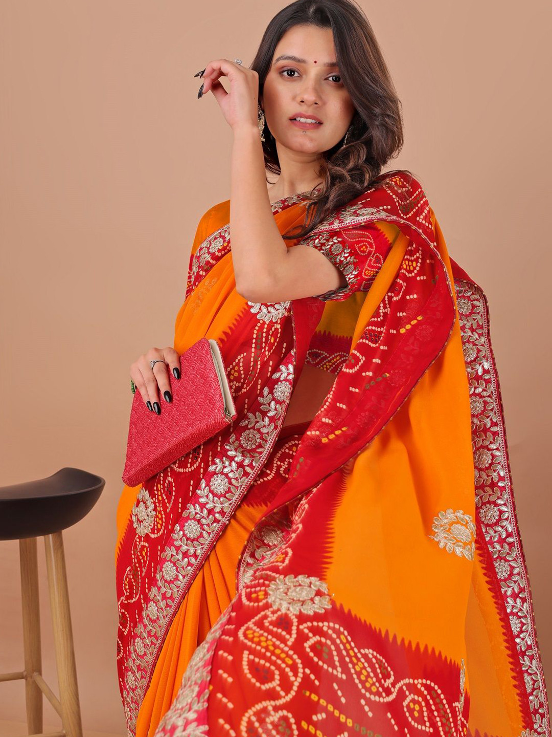 TINA FASHION Bandhani Printed Saree With Embroidered Border