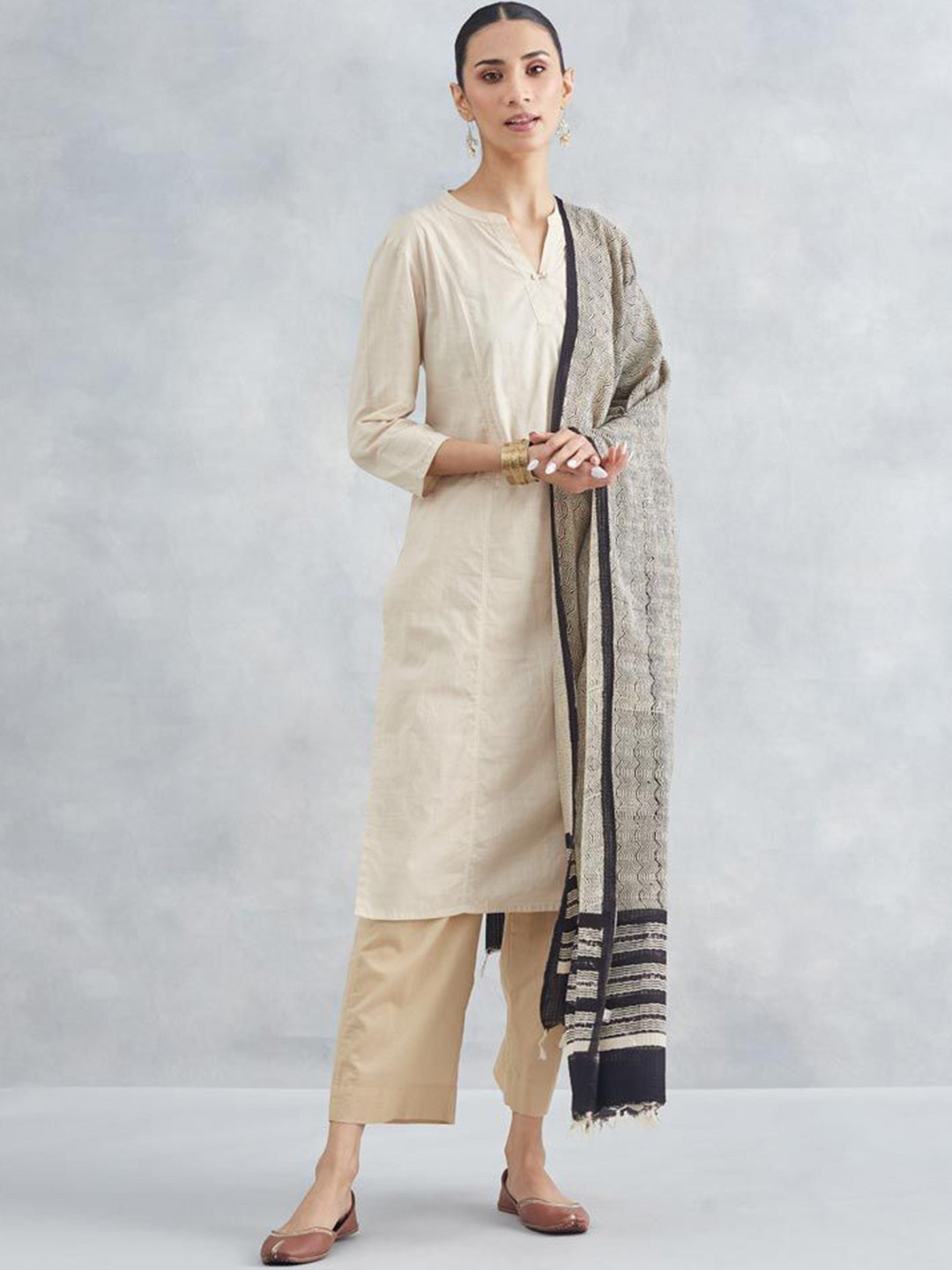 Fabindia Geometric Bagru Printed Cotton Dupatta